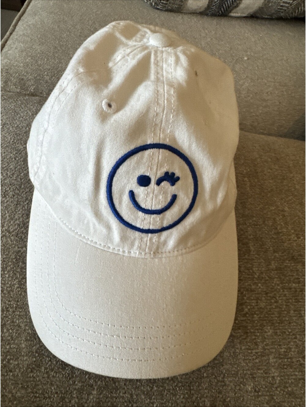 Aerie Smiley Face Hat White Strapback Buckle Adjustable Baseball Cap